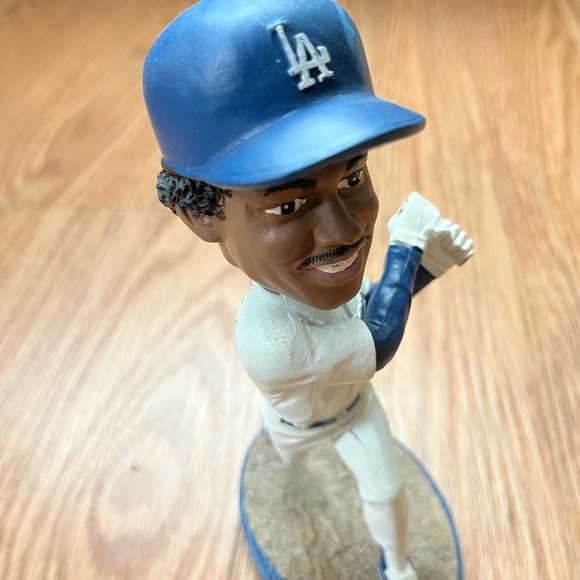 Bobblehead - Picture 11 of 15